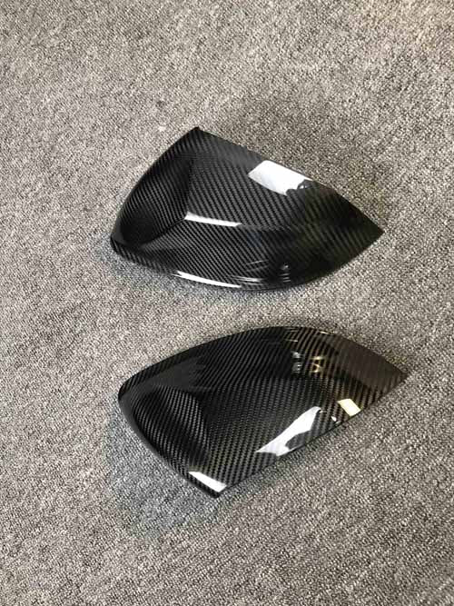 Dry Carbon Mirror Covers for Lamborghini Urus