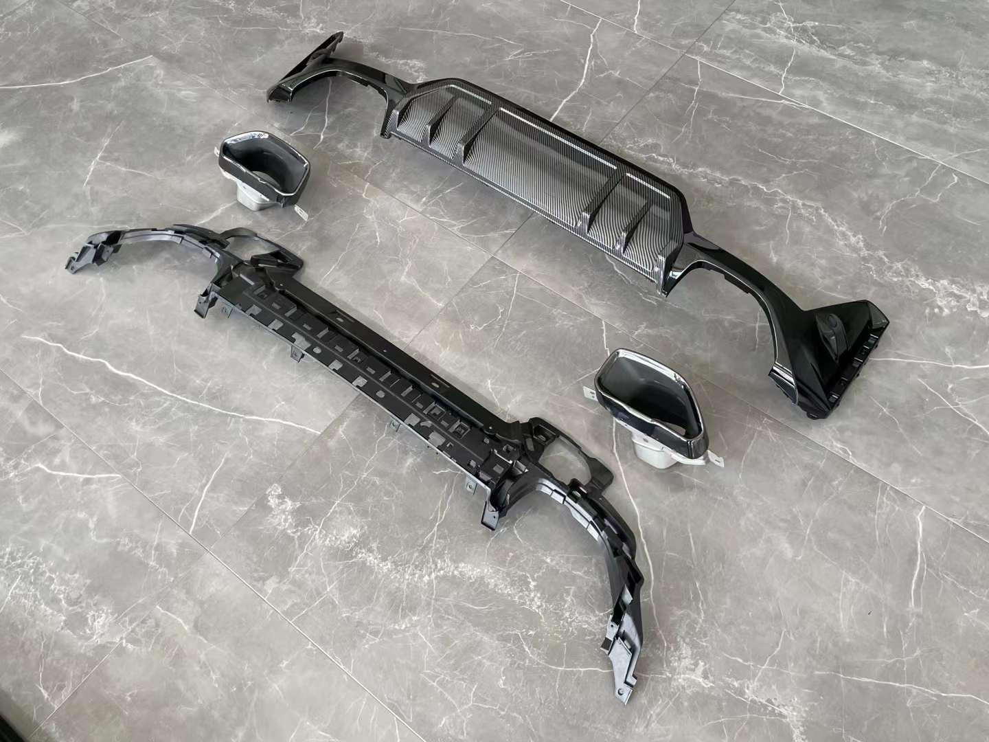 REAR DIFFUSER FOR BMW 3 SERIES G20 | G28 LCI 2022+