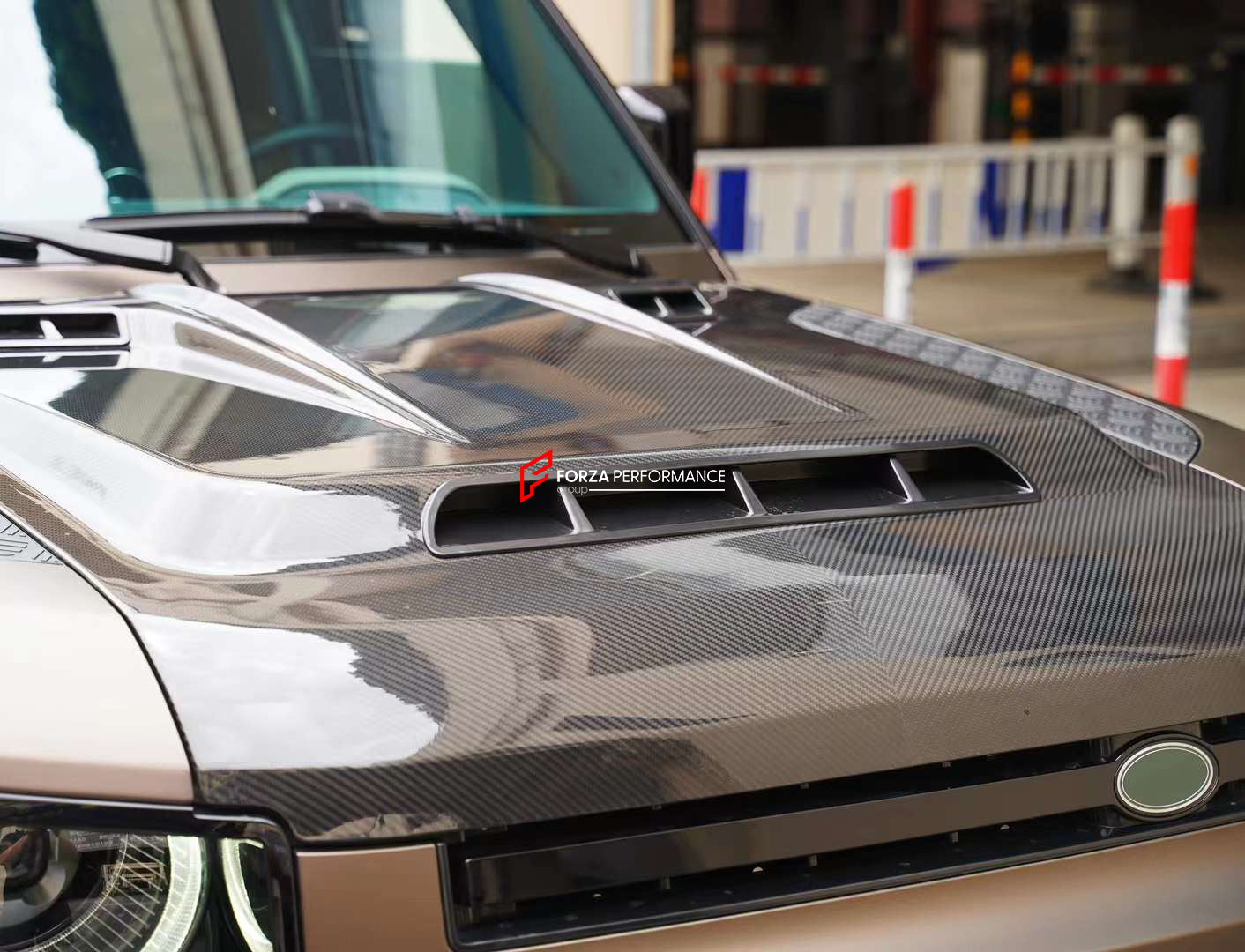 DRY CARBON HOOD for LAND ROVER DEFENDER L663 2021+