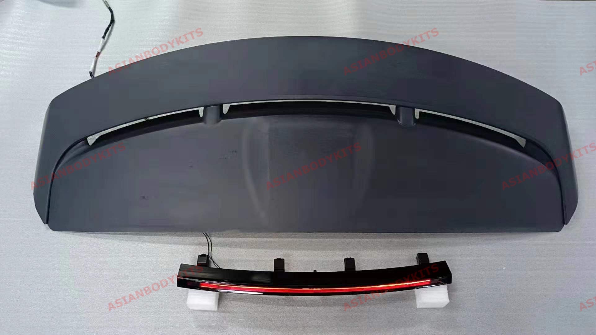 ROOF SPOILER with BRAKE LIGHT for LAND ROVER RANGE ROVER SPORT L494 2014 - 2021 SVR