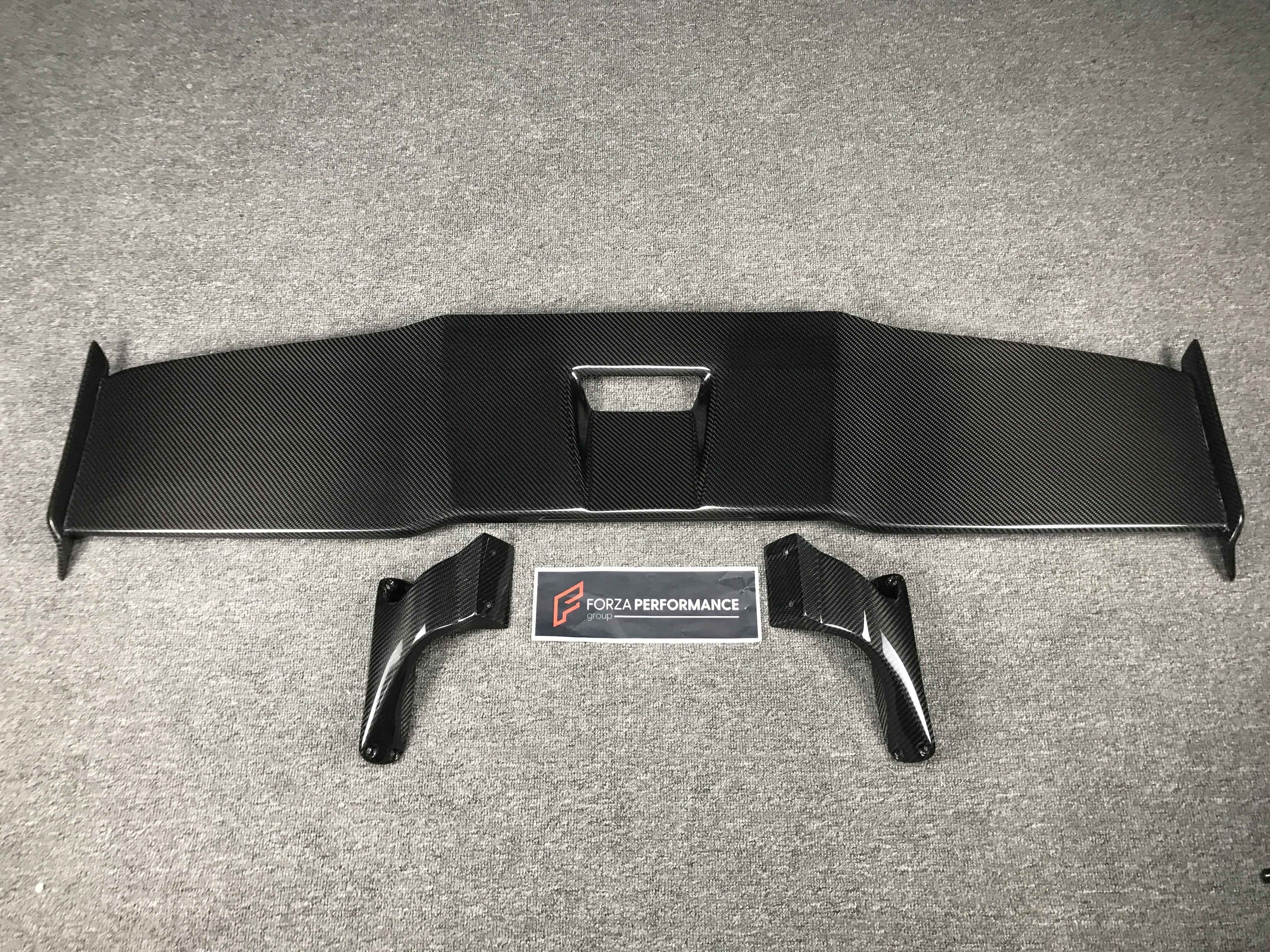 DRY CARBON FIBER REAR SPOILER for LAMBORGHINI HURACAN