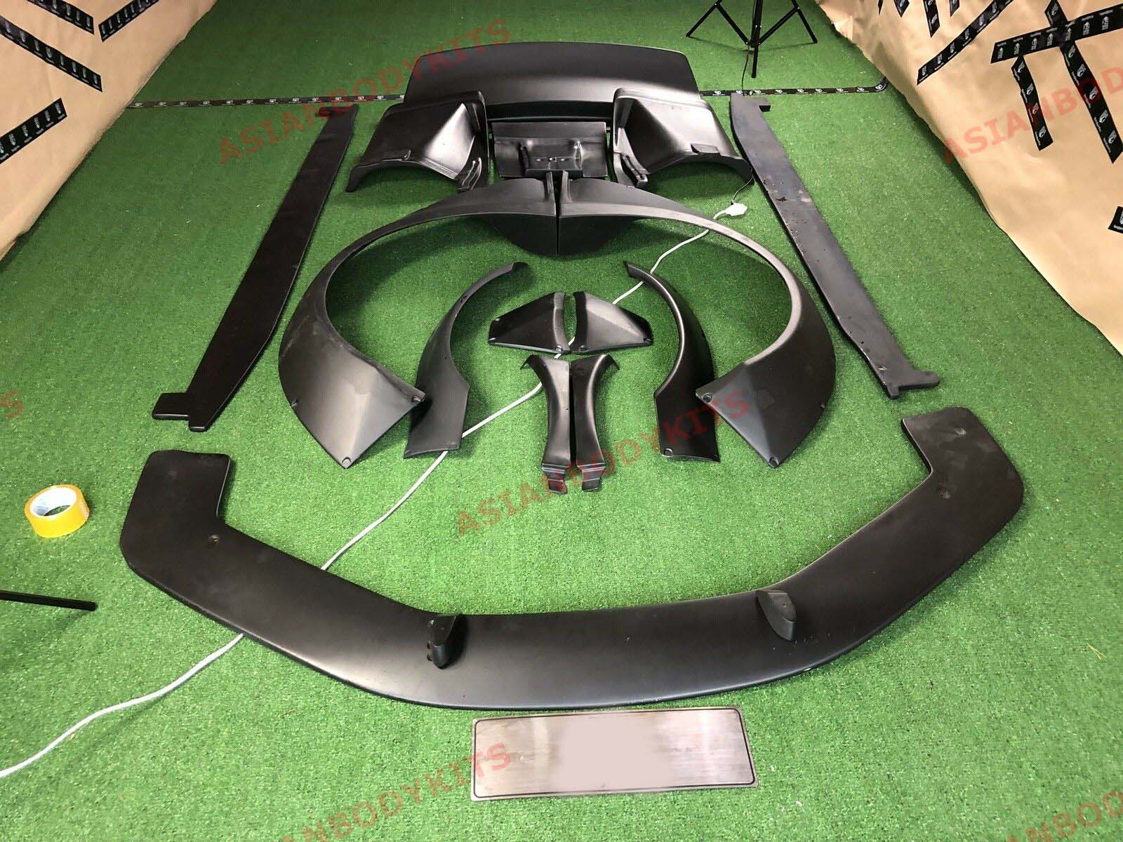 WIDE BODY KIT FOR AUDI R8 TYPE 42 2007 - 2015 | LB STYLE
