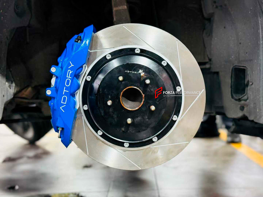 Buy Now ADTORY X FORZA PERFORMANCE RACE BIG BRAKE KIT BBK for LEXUS IS250 XE30 2013 - 2016 and upgrade car parts from SIR Tuning at the Best Price. Headlights, Tail lights, Bodykits, Navigations, BIG BRAKE KIT and more - Fast & Free Shipping within Europe, US & Worldwide.