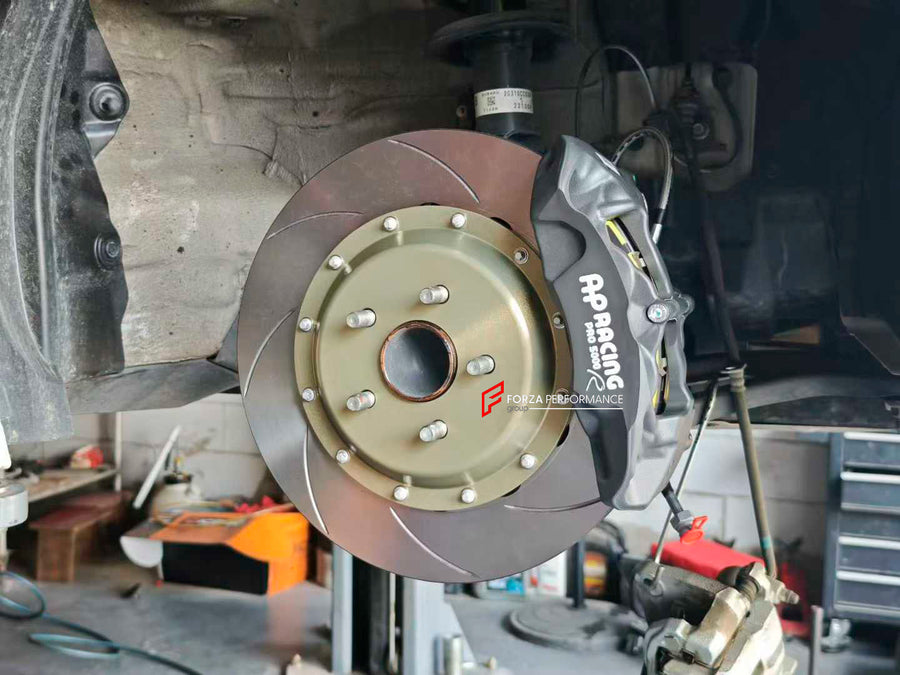 Buy Now AP RACING FRONT BBK BIG BRAKE KIT for TOYOTA GR86 ZN8 ZD8 2021+ and upgrade car parts from SIR Tuning at the Best Price. Headlights, Tail lights, Bodykits, Navigations, BIG BRAKE KIT and more - Fast & Free Shipping within Europe, US & Worldwide.