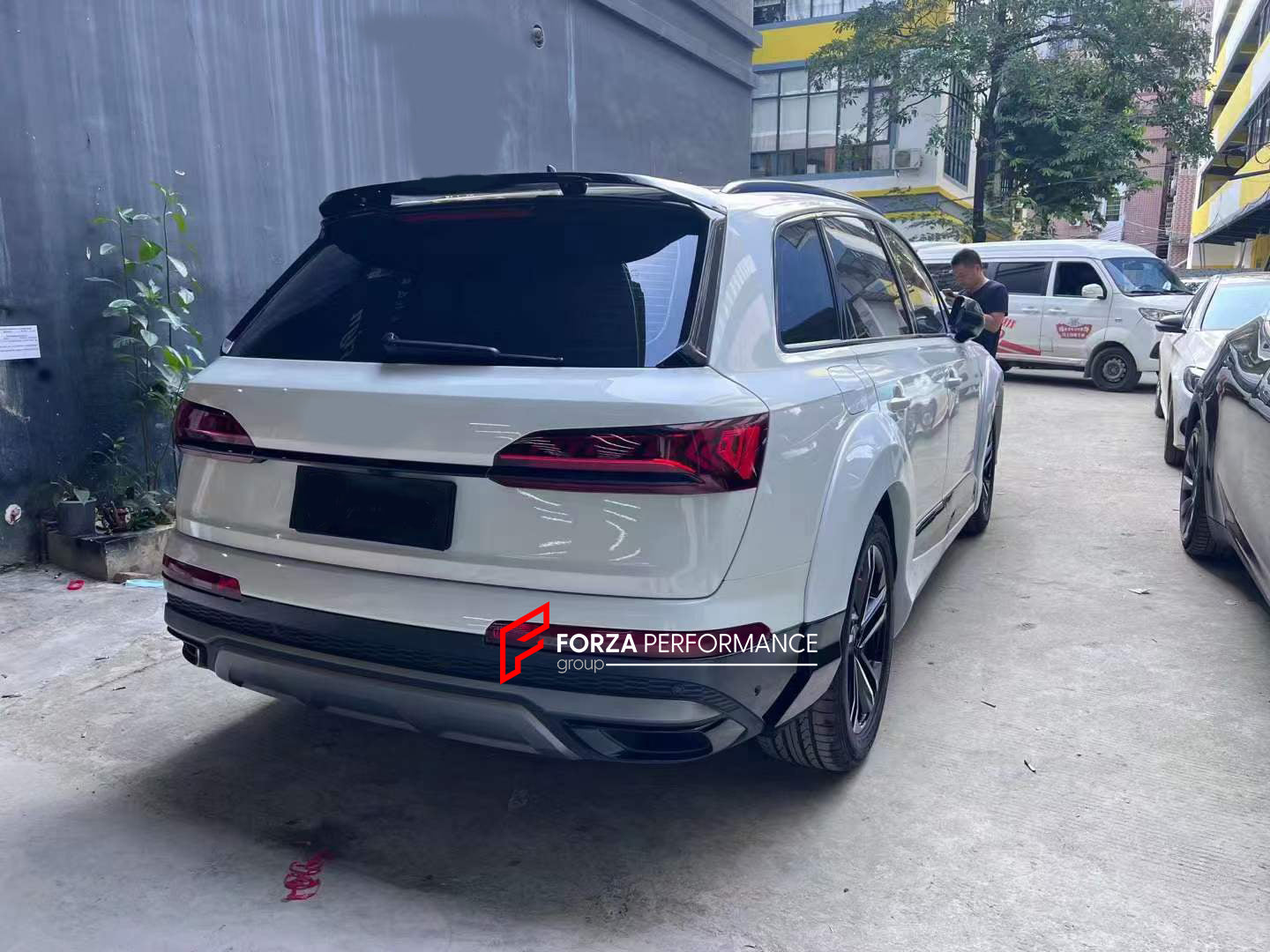 WIDE BODY KIT for AUDI Q7 4M FACELIFT 2019 - 2024