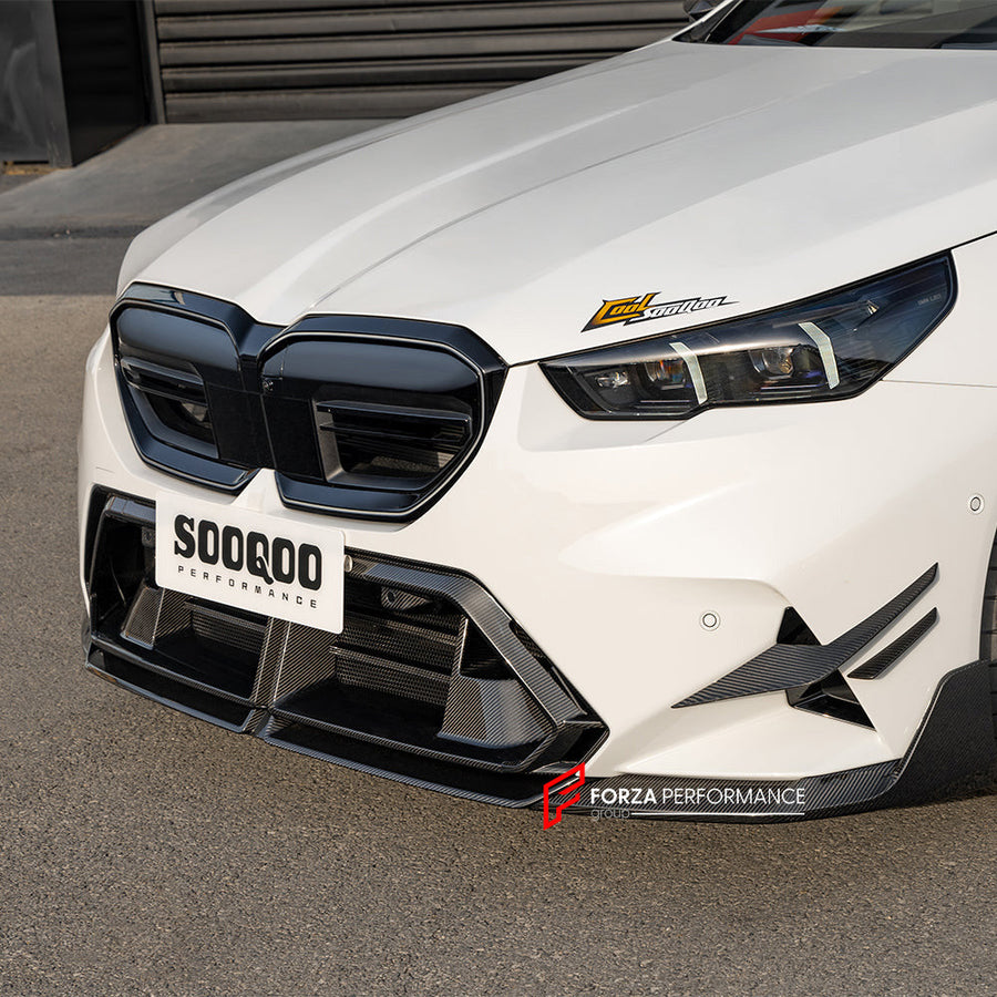 Buy Now AUTHENTIC SOOQOO DRY CARBON FRONT BUMPER CENTER TRIM for BMW M5 G90 G99 2025+ and upgrade car parts from SIR Tuning at the Best Price. Headlights, Tail lights, Bodykits, Navigations, Carbon body kit and more - Fast & Free Shipping within Europe, US & Worldwide.