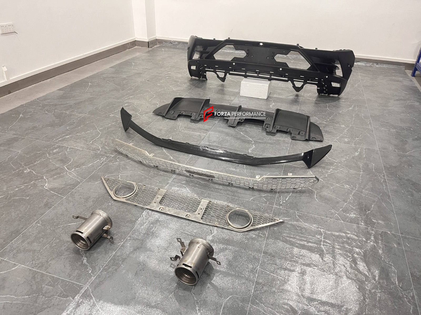 CARBON BODY KIT for LAMBORGHINI HURACAN LP610 EVO RWD 2019 - 2024
