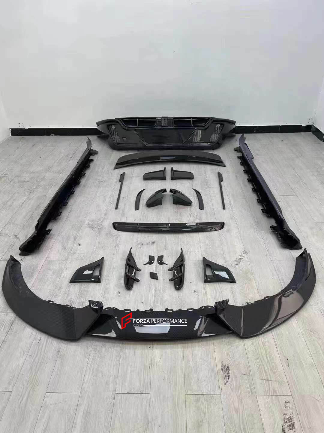 CARBON BODY KIT FOR PORSCHE TAYCAN R-2