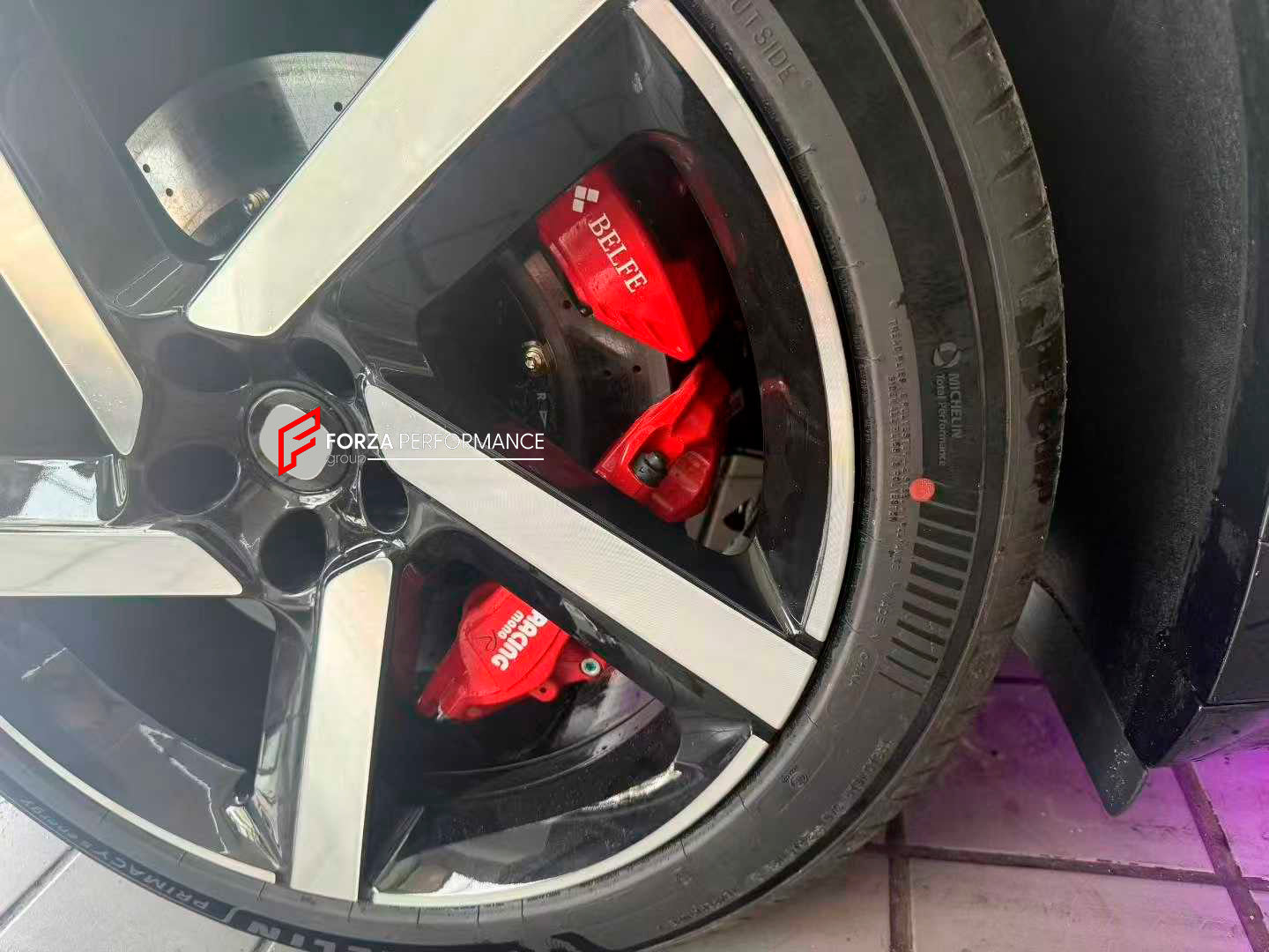 CARBON CERAMIC BIG BRAKE KIT for XIAOMI YU7 2025+