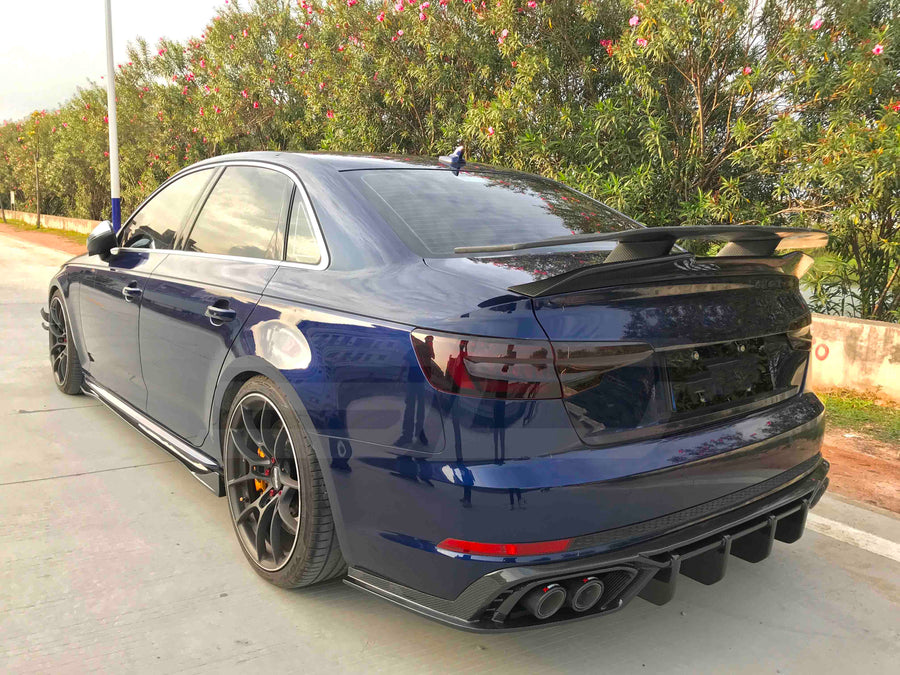 Buy Now CARBON DUCKTAIL WING TRUNK SPOILER for AUDI A4 S4 B9 B9.5 2017+ and upgrade car parts from SIR Tuning at the Best Price. Headlights, Tail lights, Bodykits, Navigations, body kit and more - Fast & Free Shipping within Europe, US & Worldwide.