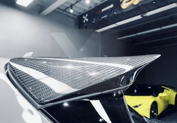 Buy Now CARBON ROOF SPOILER for AUDI RS4 A4 AVANT B9 2016 - 2019 and upgrade car parts from SIR Tuning at the Best Price. Headlights, Tail lights, Bodykits, Navigations, body kit and more - Fast & Free Shipping within Europe, US & Worldwide.