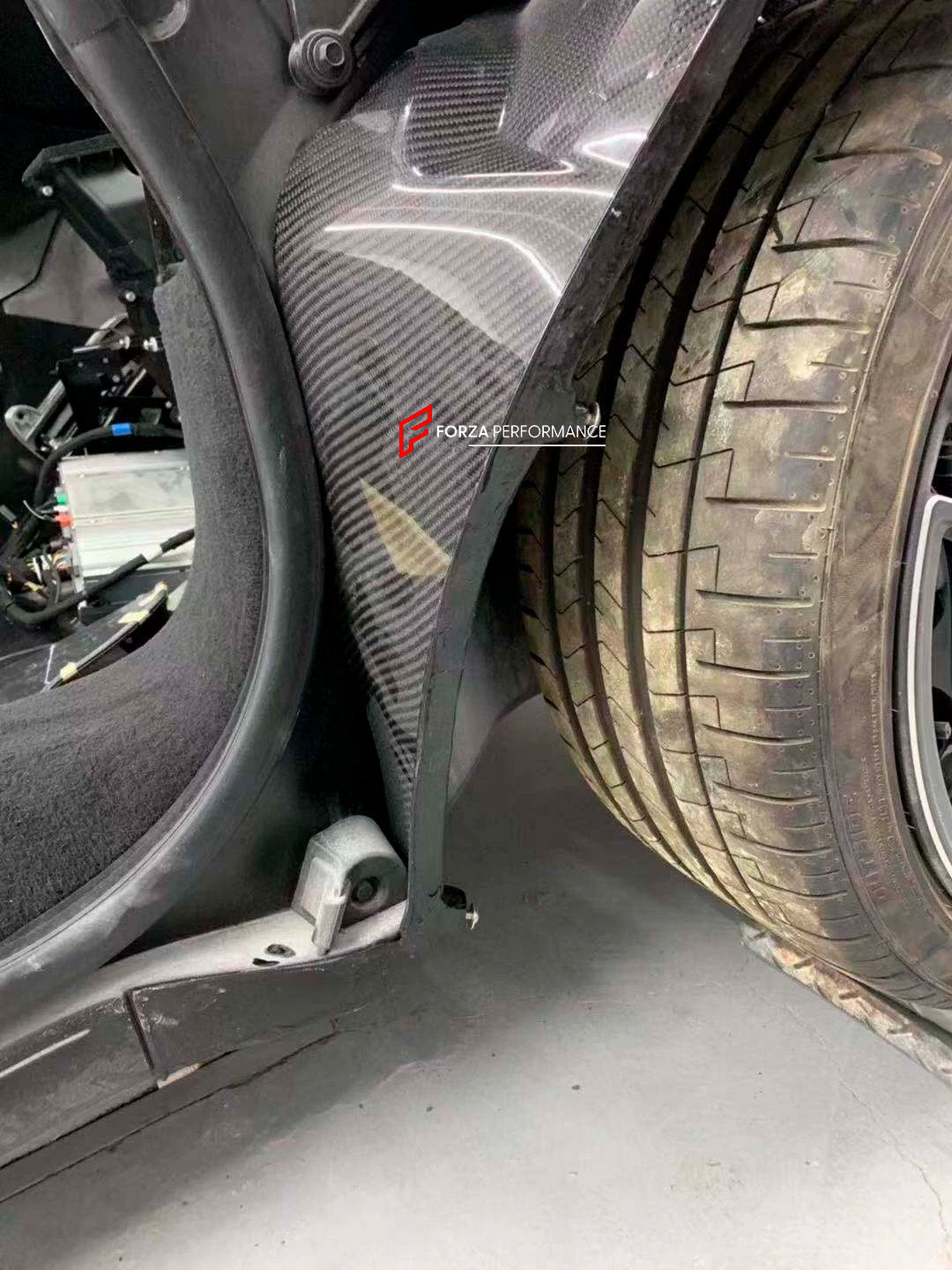 CARBON FRONT INNER FENDER LINERS for MCLAREN 720S COUPE 2017 - 2023
