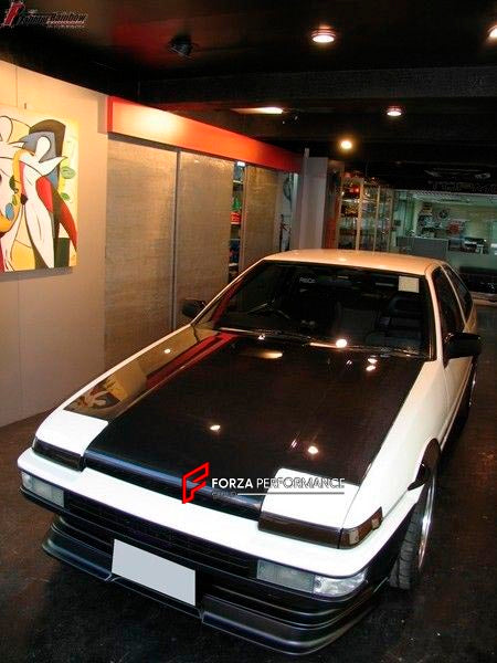 Buy Now CARBON HOOD BONNET for TOYOTA TRUENO COROLLA AE86 1983 - 1987 and upgrade car parts from SIR Tuning at the Best Price. Headlights, Tail lights, Bodykits, Navigations, Body Kit and more - Fast & Free Shipping within Europe, US & Worldwide.