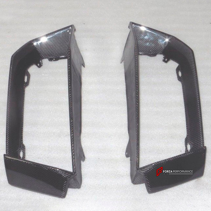 Buy Now CARBON REAR BUMPER AIR SCOOP for LAMBORGHINI AVENTADOR LP700 2012 - 2015 and upgrade car parts from SIR Tuning at the Best Price. Headlights, Tail lights, Bodykits, Navigations, Body Kit and more - Fast & Free Shipping within Europe, US & Worldwide.