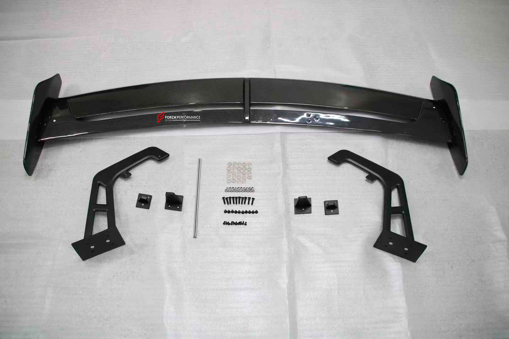 CARBON REAR SPOILER for LOTUS EMIRA