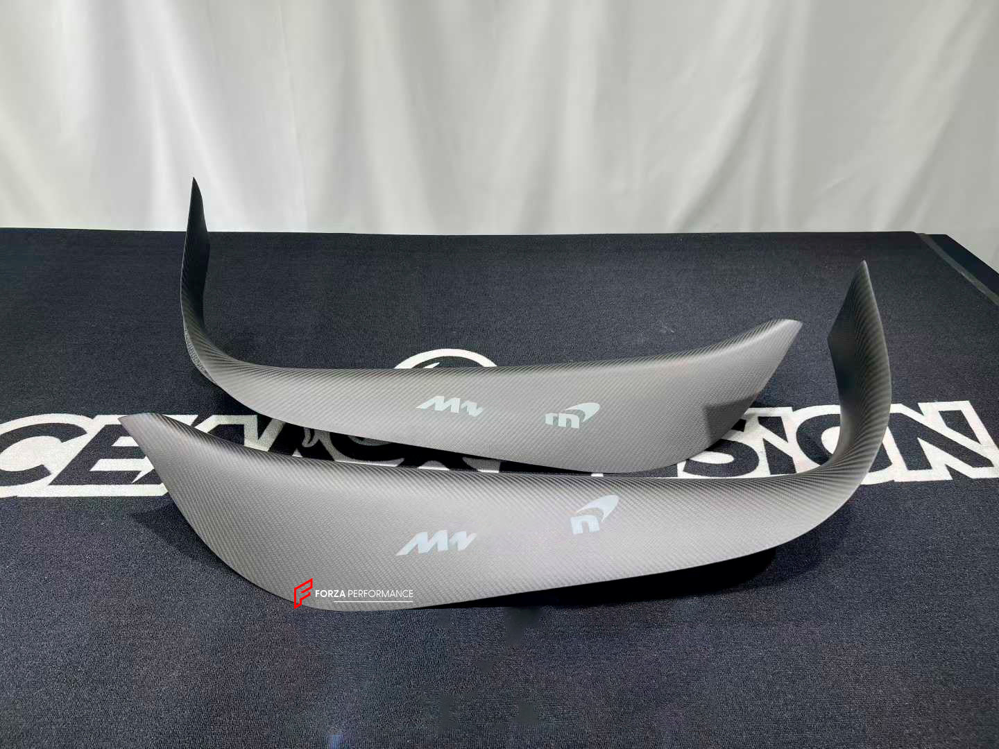 CARBON SIDE SKIRTS for MCLAREN 720S 2017 - 2023