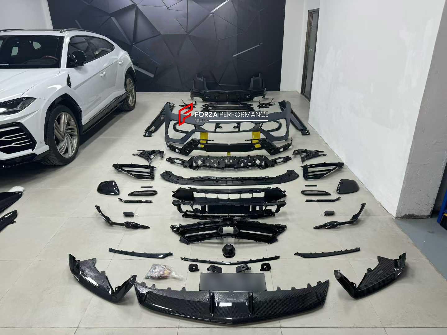CONVERSION BODY KIT for LAMBORGHINI URUS 2018 - 2022 upgrade to URUS PERFORMANTE 2023 - 2025