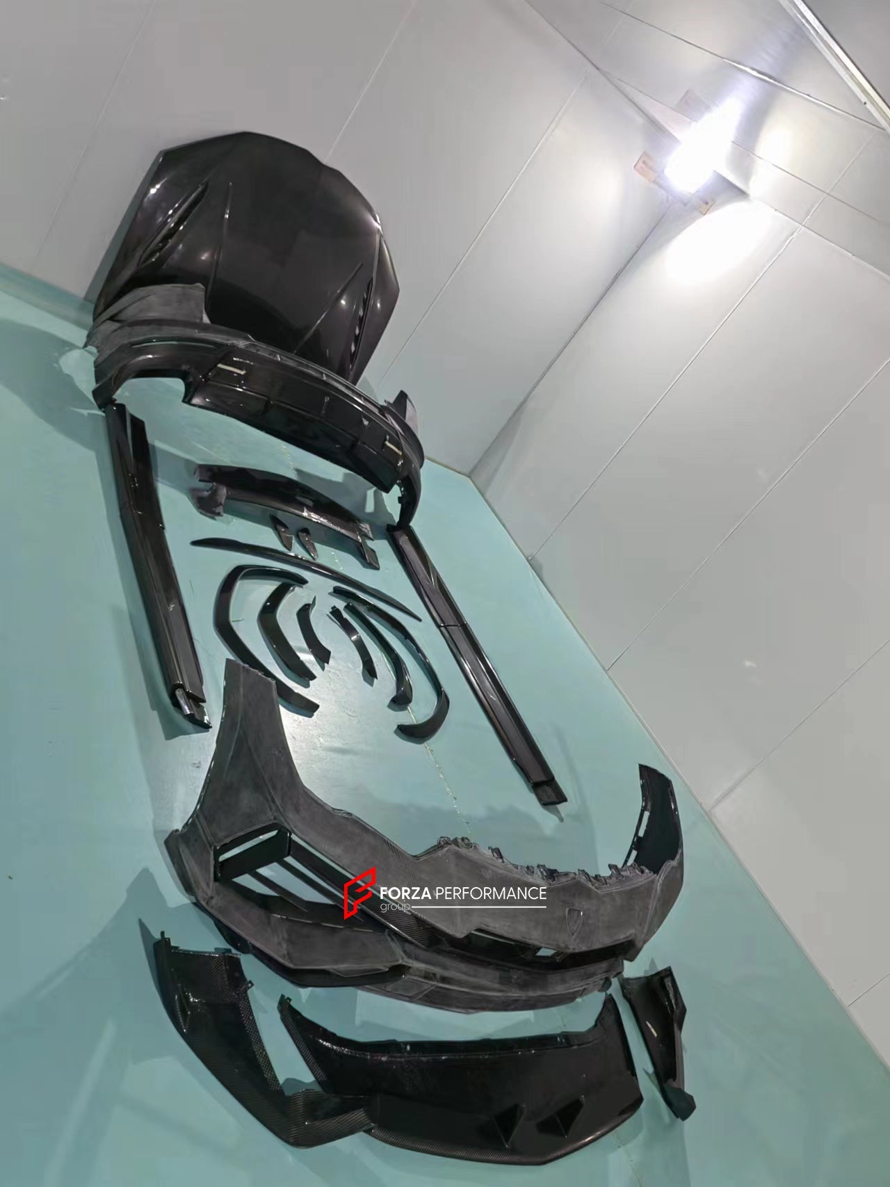 CONVERSION BODY KIT FOR LAMBORGHINI URUS UPGRADE TO PERFORMANTE