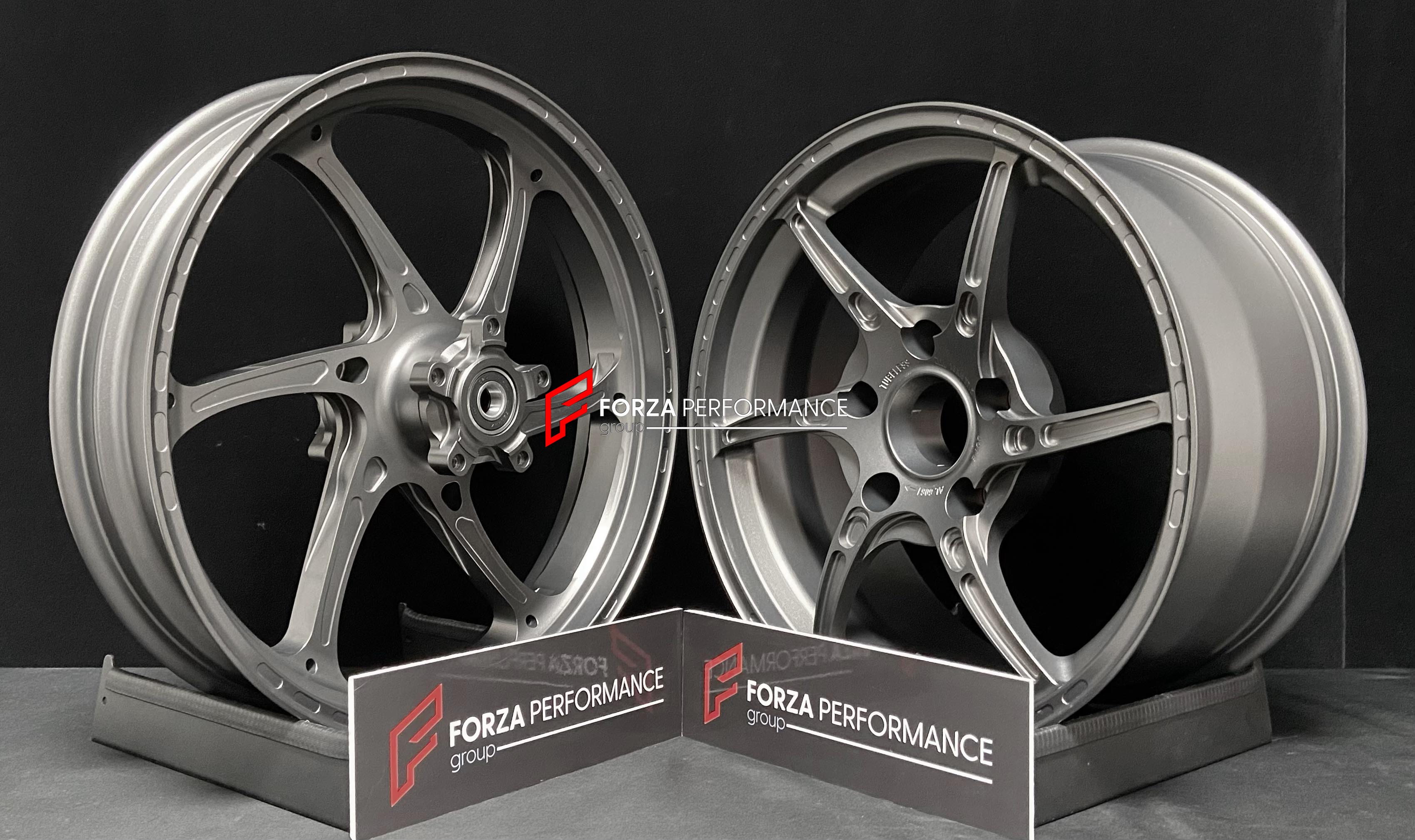 CUSTOM FORGED WHEELS RIMS for TRIUMPH ROCKET 3 GT STORM 2025