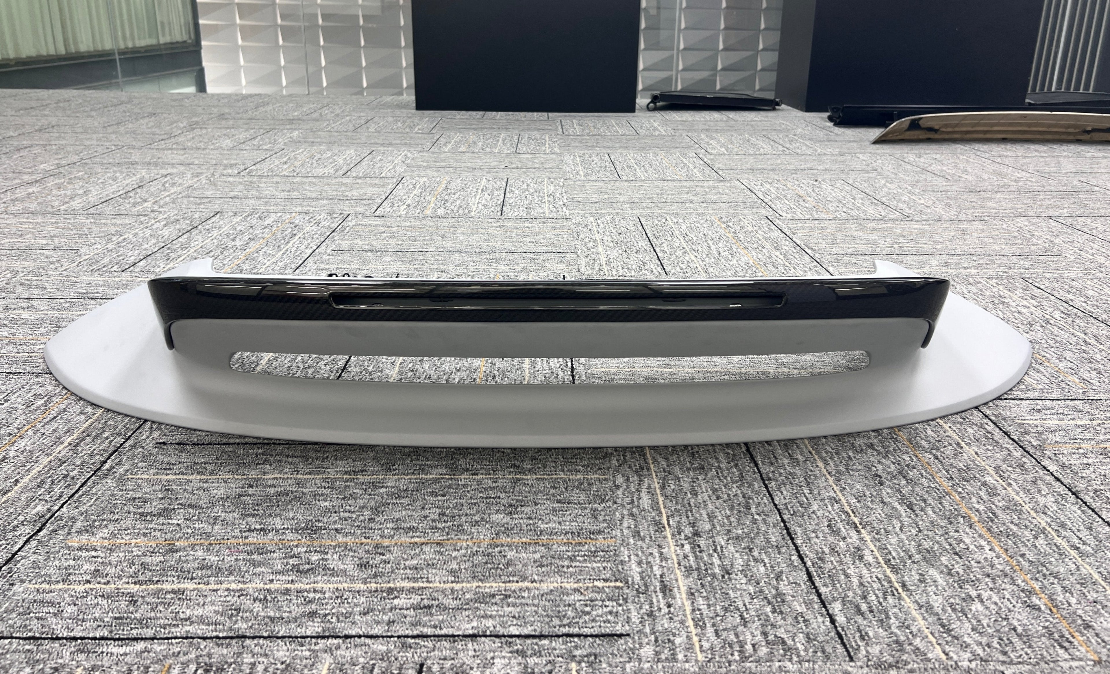 DRY CARBON REAR SPOILER for PORSCHE 911 992.1 2019 - 2025