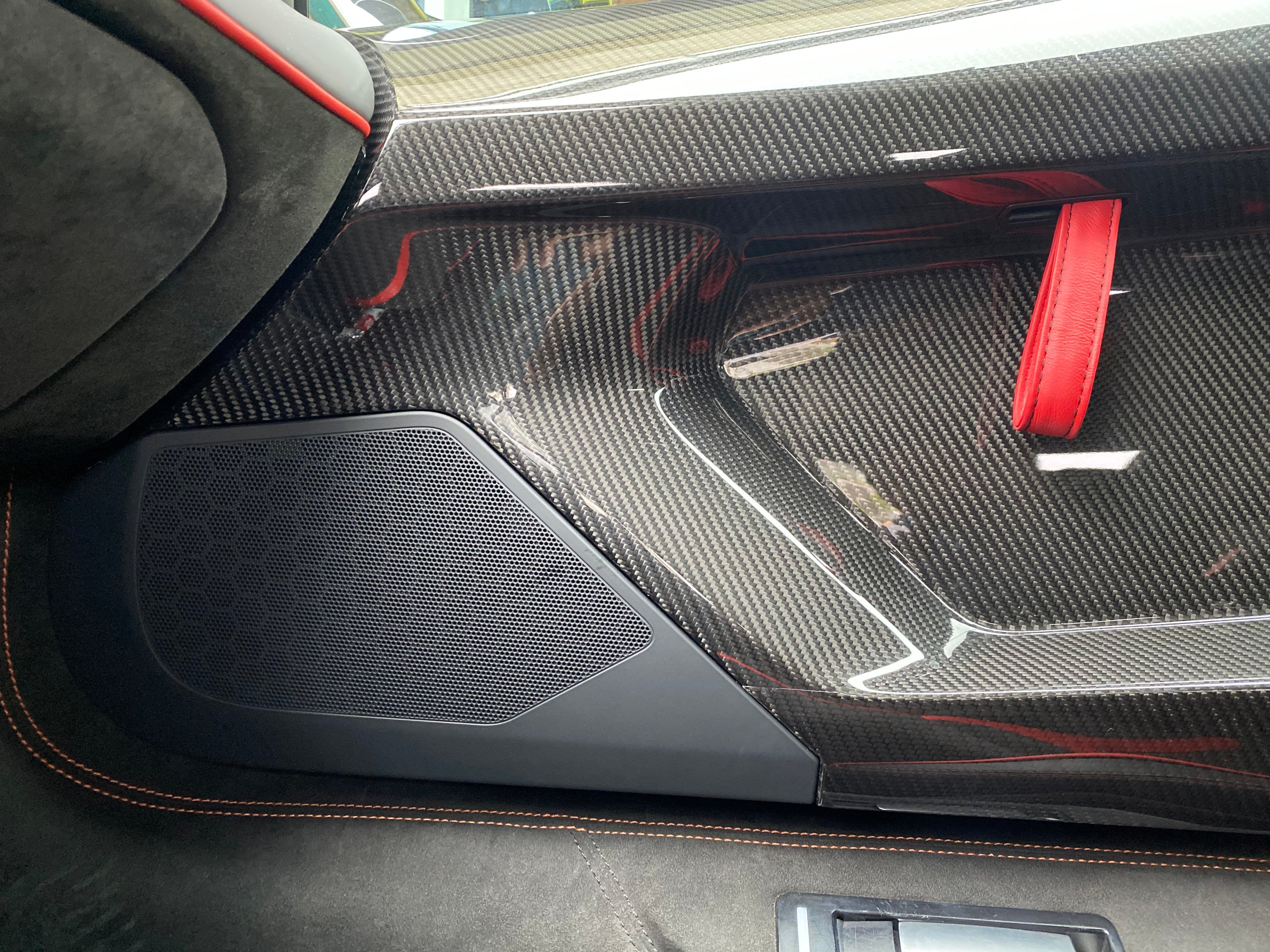 CARBON DOOR PANEL FOR LAMBORGHINI AVENTADOR 2011-2016