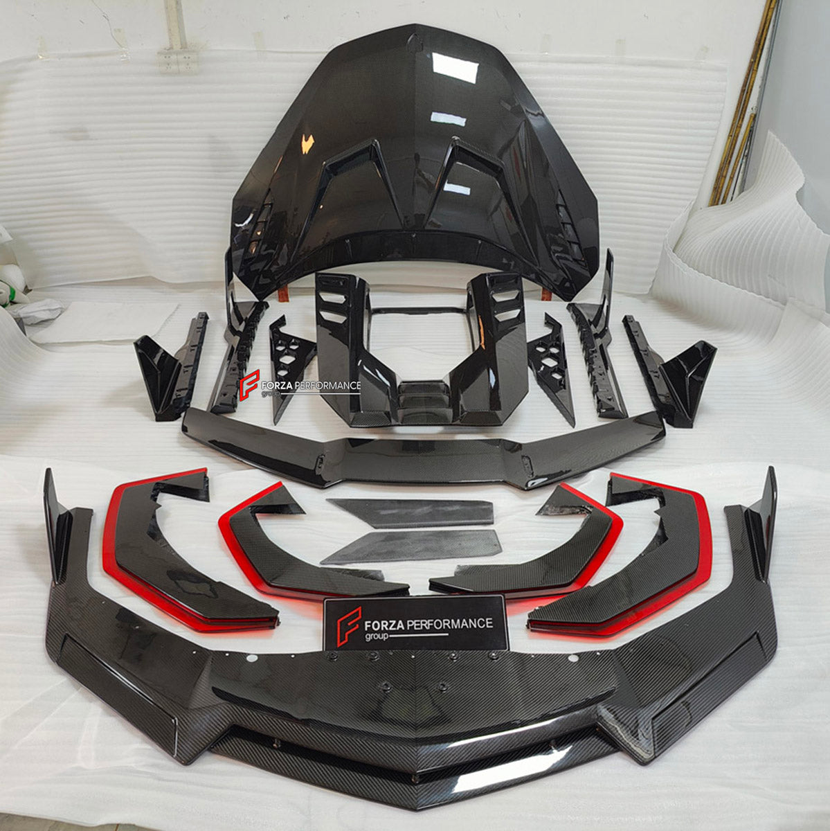 DRY CARBON BODY KIT for LAMBORGHINI REVUELTO 2023+