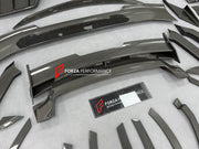 DRY CARBON BODY KIT with EXHAUST SYSTEM for LAMBORGHINI URUS SE 2024+