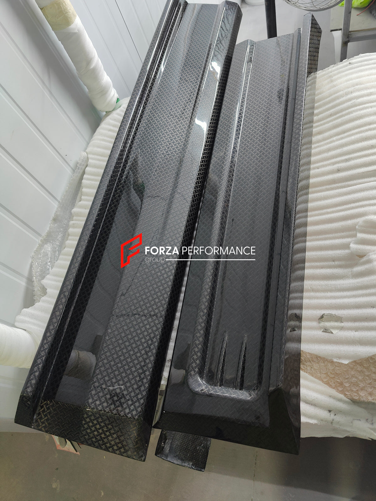 DRY CARBON DOOR TRIMS for ROLLS ROYCE CULLINAN 2018+ BLACK BADGE