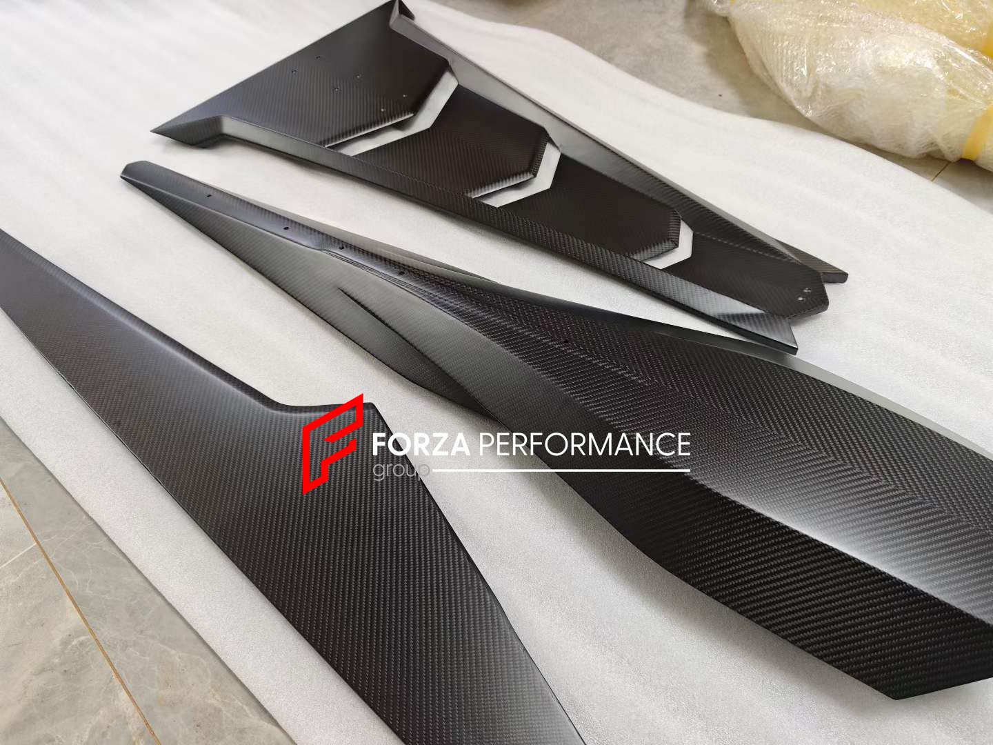 DRY CARBON ENGINE COVER WITH SPOILER WING for LAMBORGHINI REVUELTO 2023+