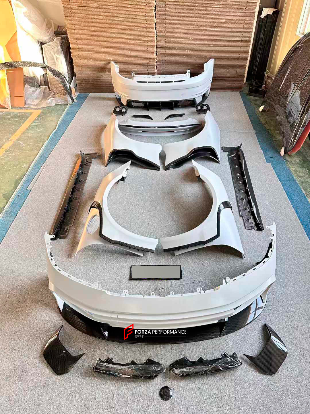 DRY CARBON FIBER BODY KIT for PORSCHE 911 992 CARRERA S 2019 - 2025