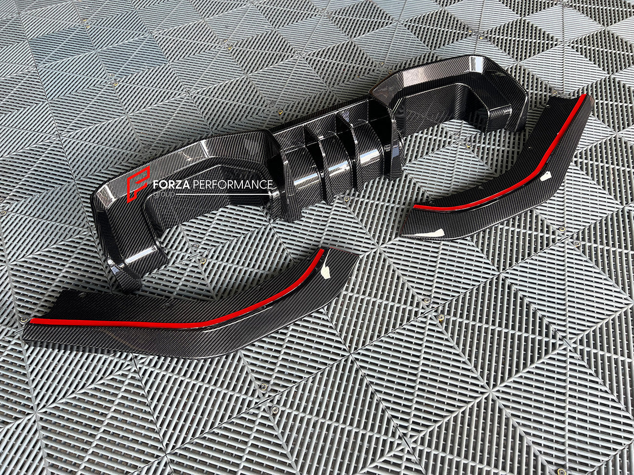 DRY CARBON REAR DIFFUSER for BMW M3 G80 M4 G82 2020+