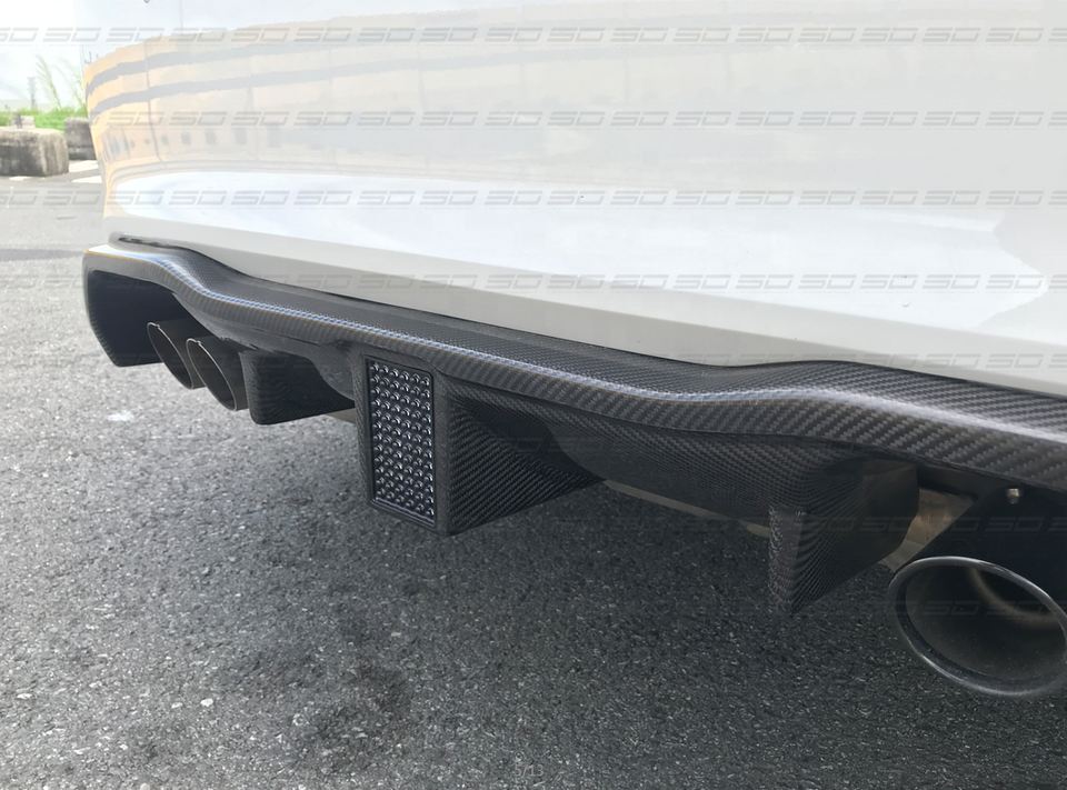 DRY CARBON REAR DIFFUSER WITH LED LIGHT FOR BMW M2 F87 | K STYLE