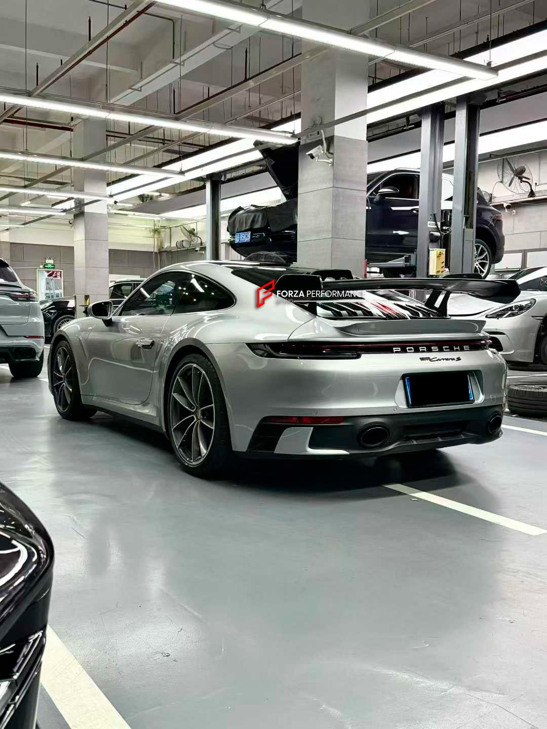 DRY CARBON REAR WING SPOILER with ENGINE LID for PORSCHE 911 992.2 CARRERA 2025+ upgrade to GT3