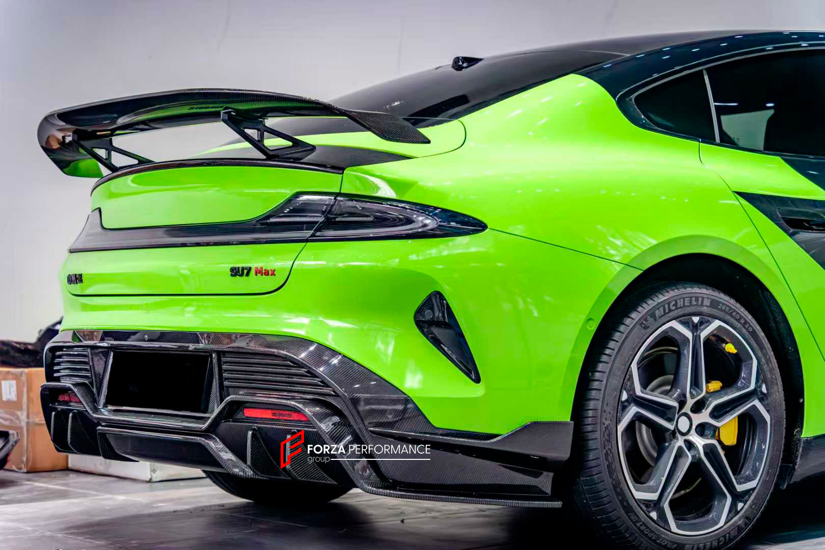 DRY CARBON REAR WING SPOILER for XIAOMI SU7 2024+