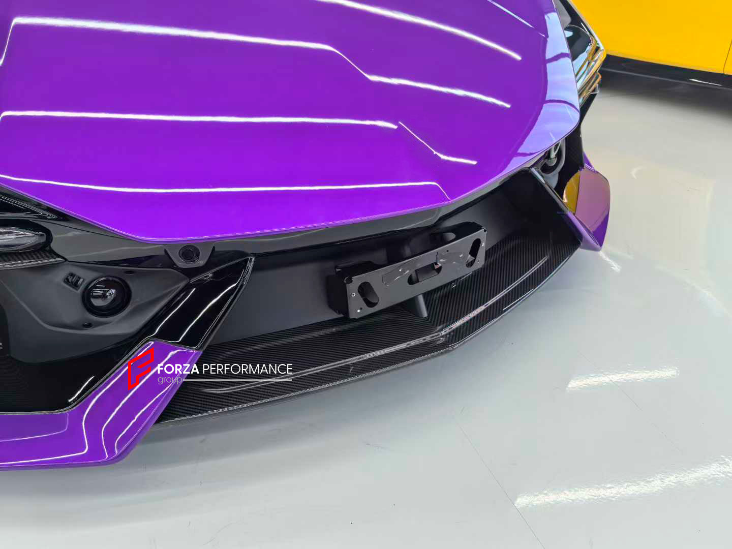 DRY CARBON REPLACEMENT FRONT LIP for LAMBORGHINI REVUELTO 2023+