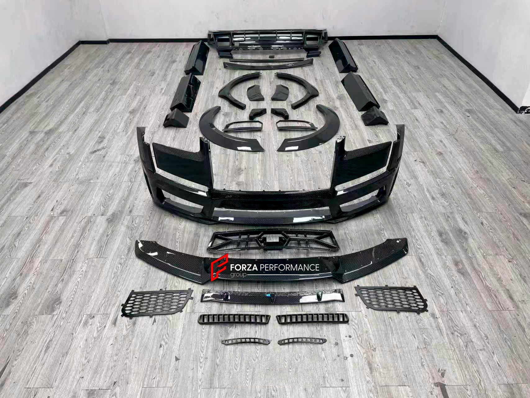 DRY CARBON WIDE BODY KIT for ROLLS ROYCE CULLINAN SERIES 2 2024+