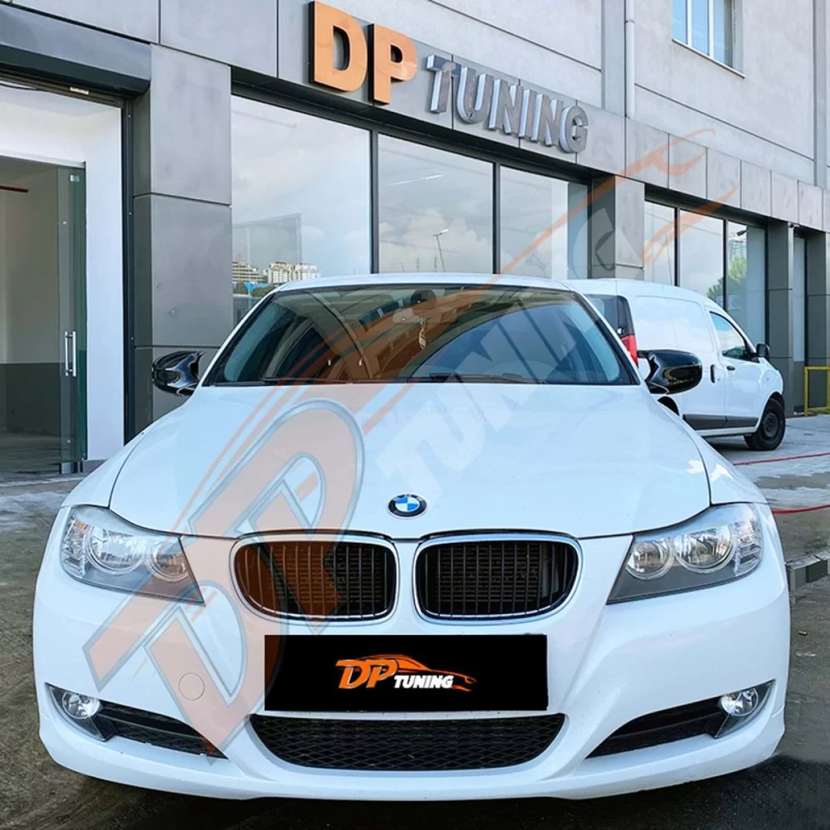 E90 LCI Batman Mirror Cover Piano Black / 2008-2011 – product image 1