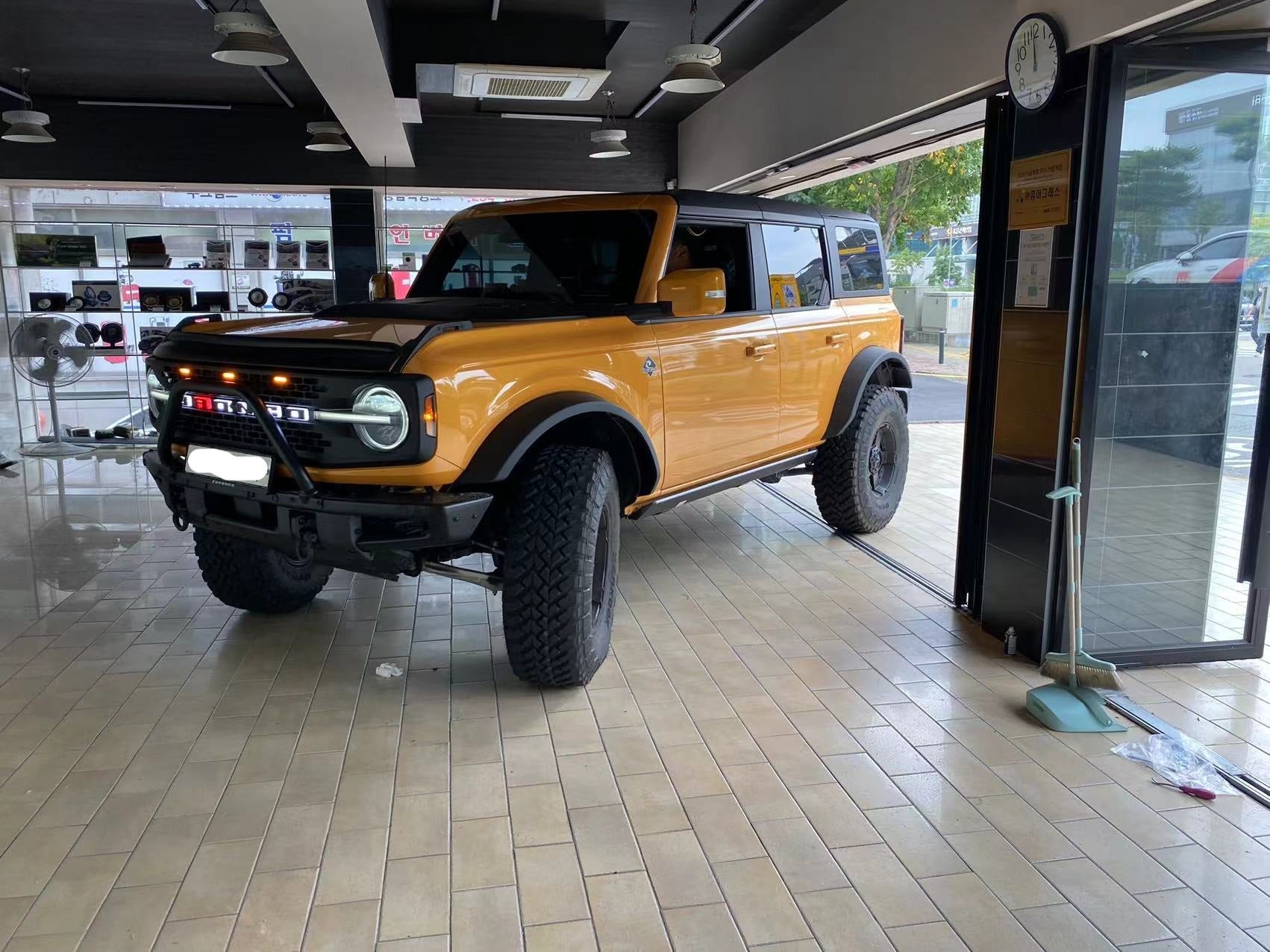 ELECTRIC RUNNING BOARDS for FORD BRONCO 2021+