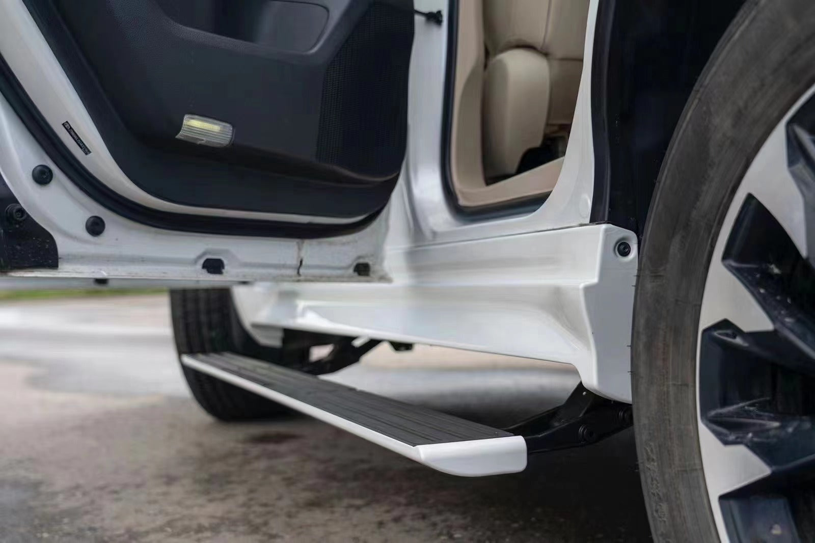 ELECTRIC SIDE STEP for LAND CRUISER 300 LC 300 2021