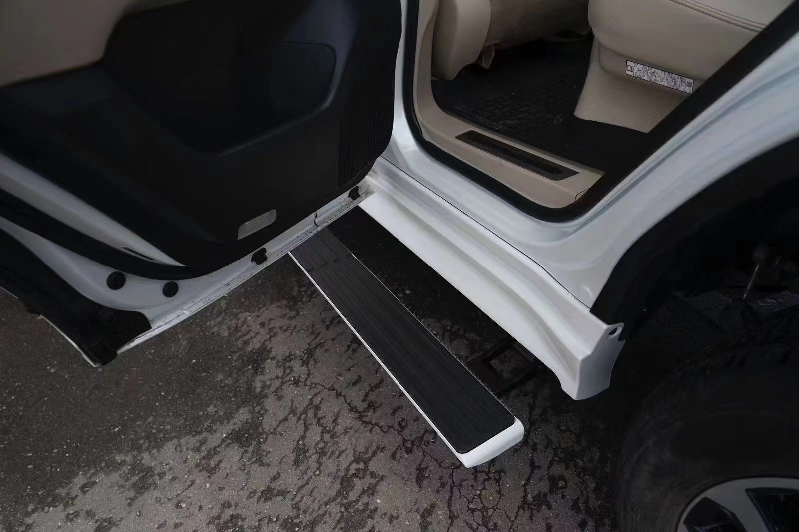 ELECTRIC SIDE STEP for LAND CRUISER 300 LC 300 2021