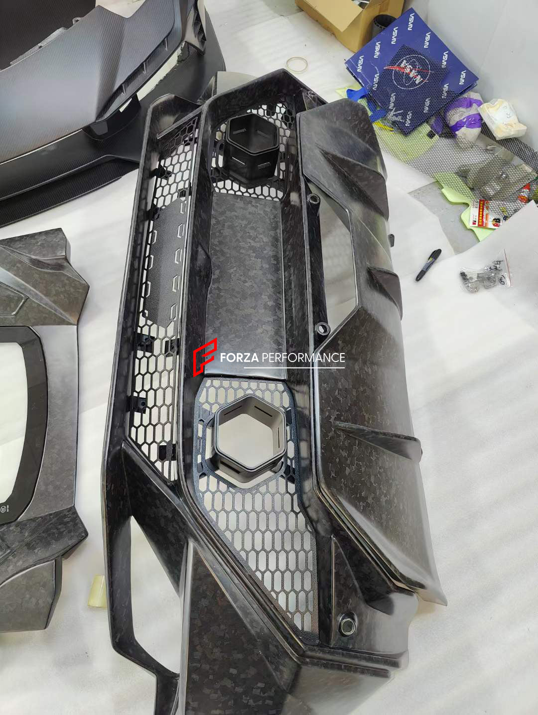 DRY CARBON REAR BUMPER for LAMBORGHINI HURACAN LP580 LP610 EVO 2014+ | TECNICA STYLE