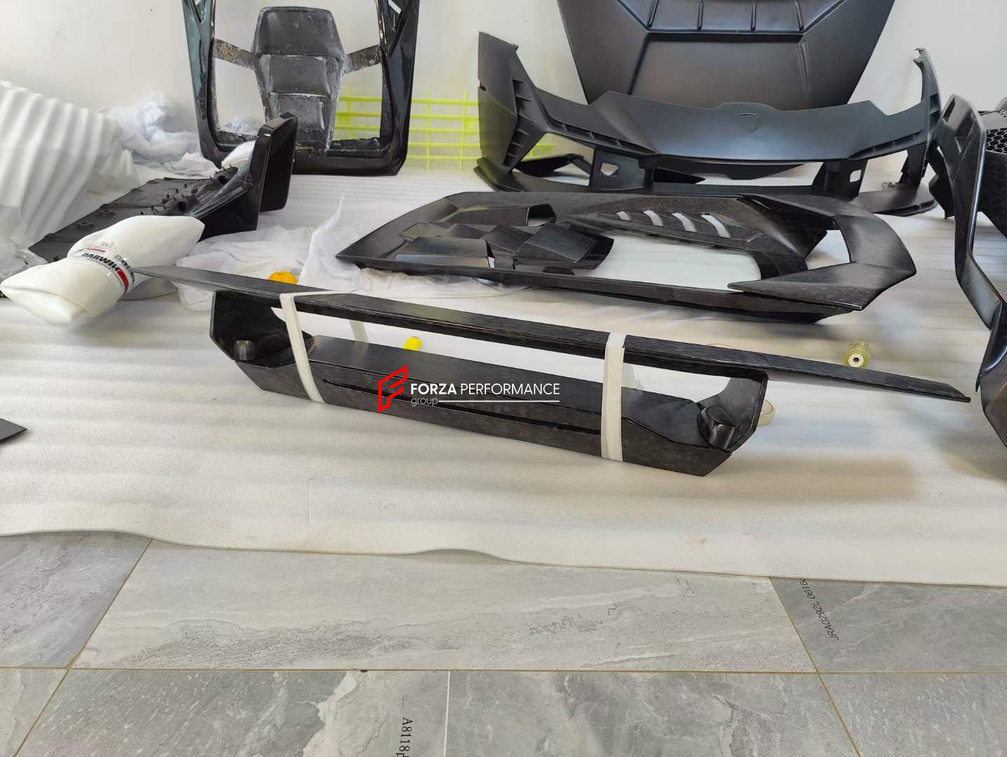 CONVERSION DRY BODY KIT FOR LAMBORGHINI HURACAN LP580 LP610 LP640 EVO UPGRADE TO HURACAN TECNICA