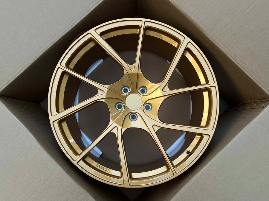 Buy Now FORGED WHEELS RIMS for FERRARI LUCE and upgrade car parts from SIR Tuning at the Best Price. Headlights, Tail lights, Bodykits, Navigations, wheels and more - Fast & Free Shipping within Europe, US & Worldwide.