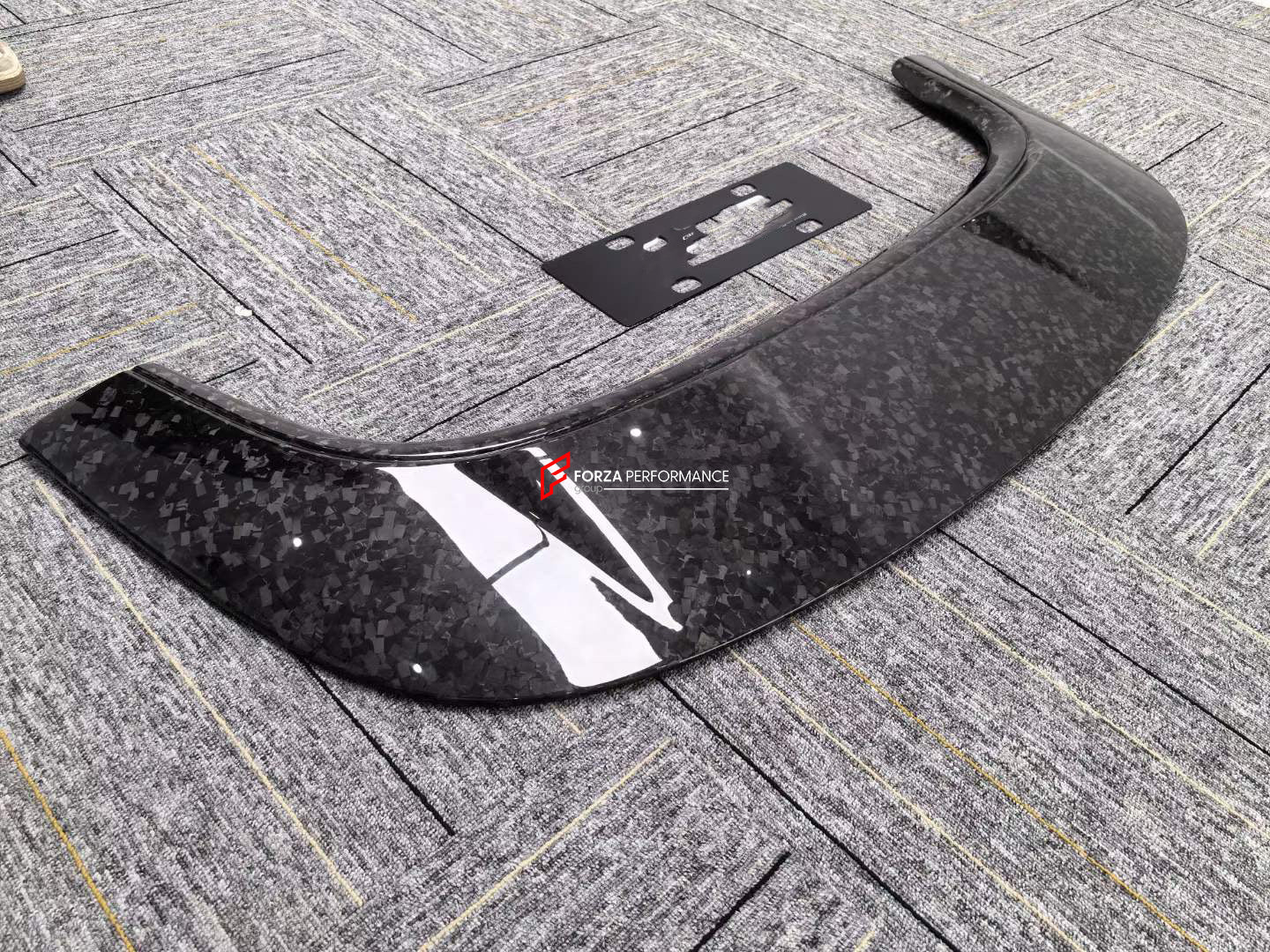 FORGED CARBON COVER FOLDING TOP COMPARTMENT LID for ROLLS-ROYCE DAWN