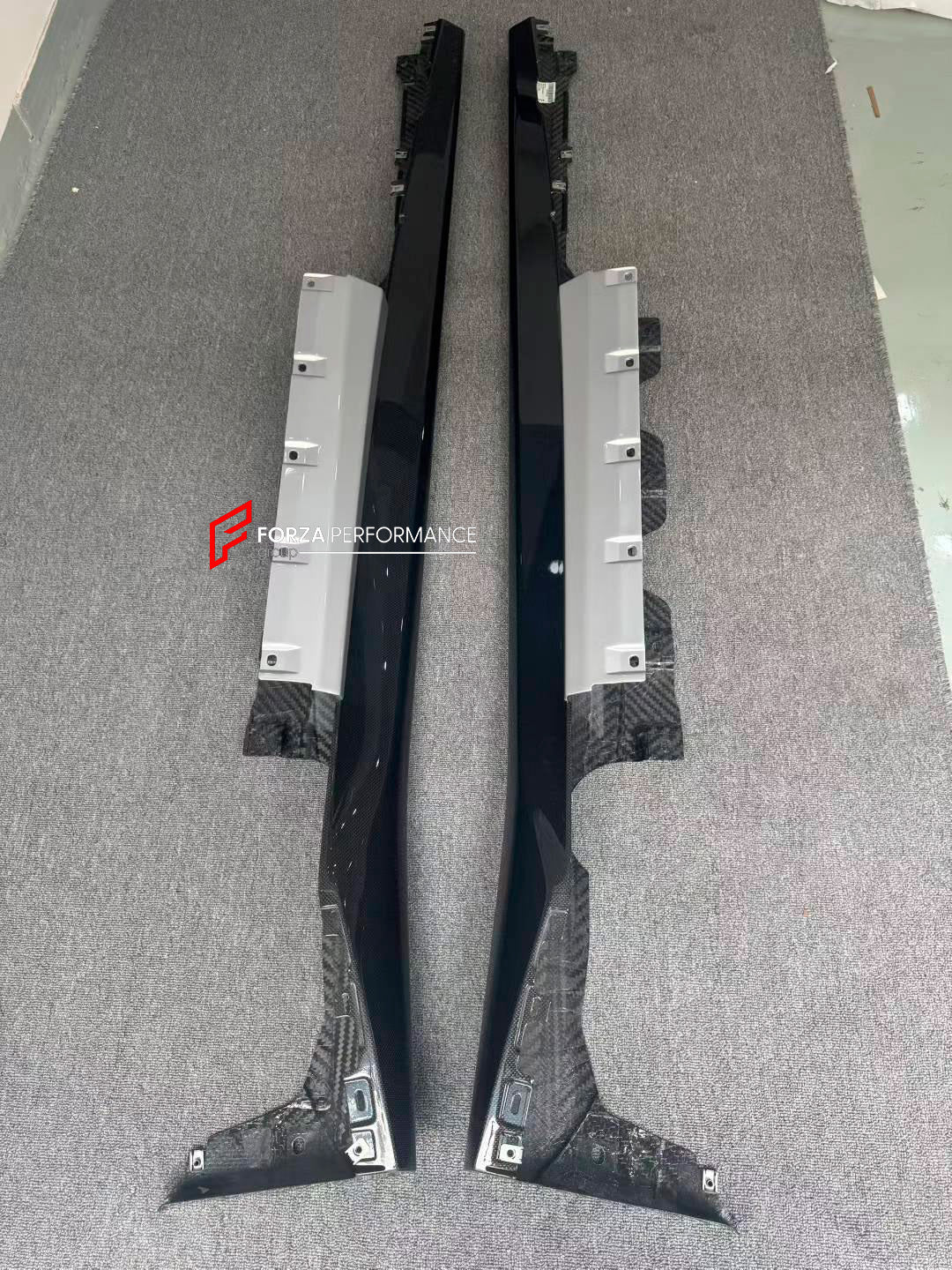 GENUINE FERRARI DRY CARBON SIDE SKIRTS for FERRARI 12 CILINDRI SPIDER 2024+