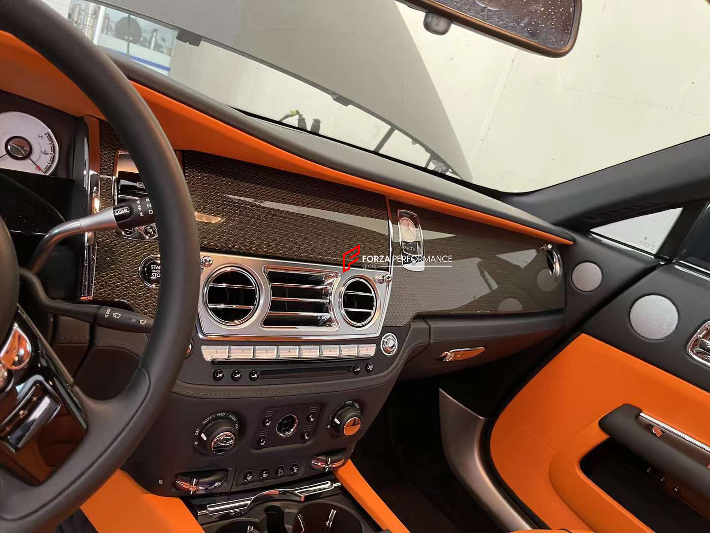 DRY CARBON INTERIOR PARTS FOR ROLLS-ROYCE WRAITH | DAWN