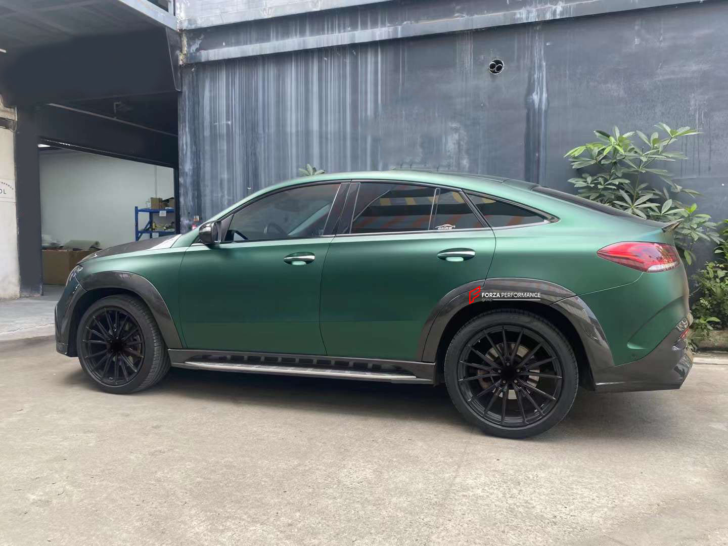 CARBON BODY KIT FOR MERCEDES-BENZ GLE COUPE 63 AMG C167 2020+