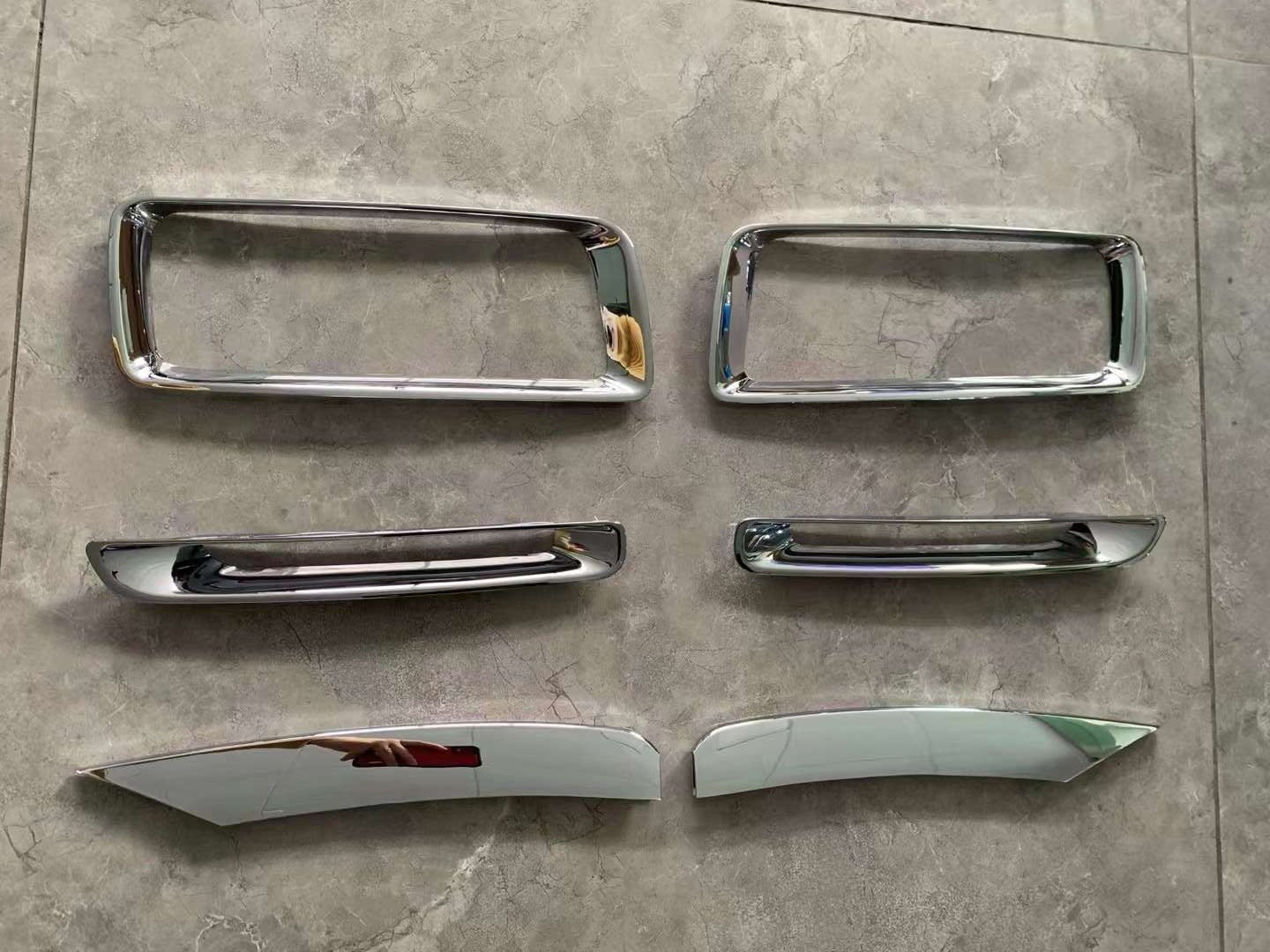 CHROME HEADLIGHT TRIM COVERS for ROLLS-ROYCE PHANTOM 2012 - 2017