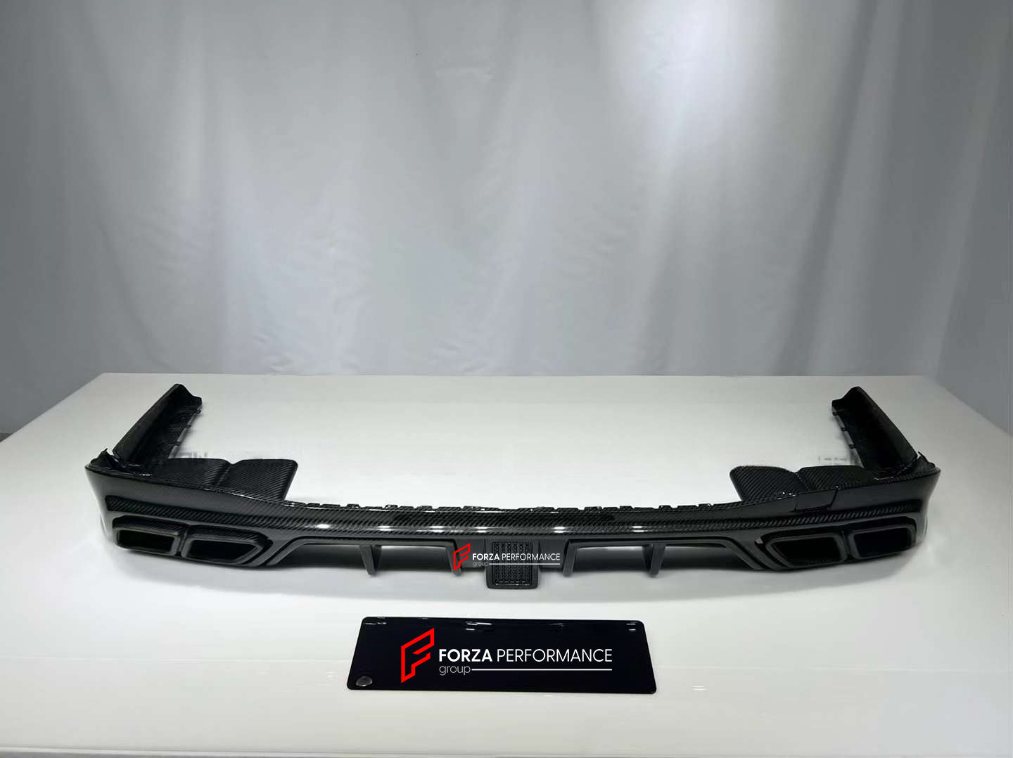 DRY CARBON REAR DIFFUSER WITH EXHAUST TIPS FOR MERCEDES-BENZ S-CLASS W223 2020+