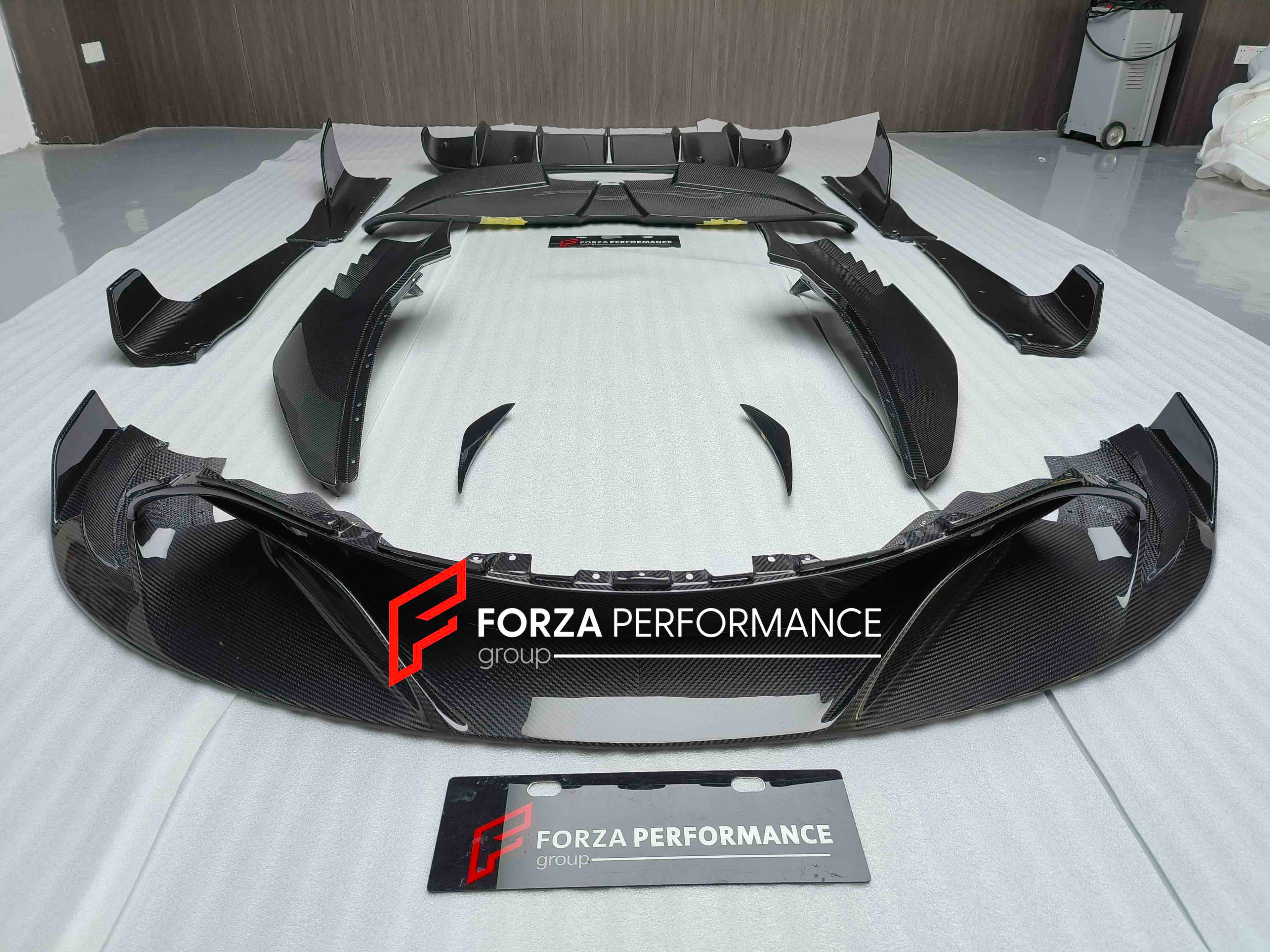 CARBON BODY KIT for MCLAREN 720S